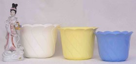 Plastikinis vazonas TULIPAN, 12-003, 10 x 12 cm.