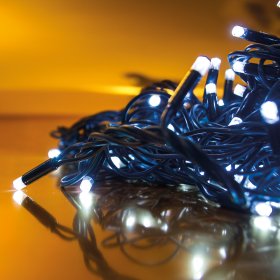 Šviečianti girlianda SUNLUX A530820054, lietaus varveklio dizaino, 270 LED, balta spalva, IP44, tinka naudoti lauke, ilgis - 11 m