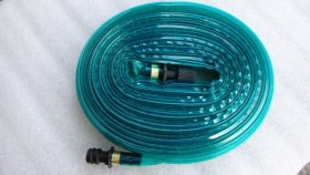 Perforuota laistymo žarna HERVIN GARDEN BS-9003, viena pusė perforuota, užtikrina didesnį nei 6 m purškimo plotą (viso iki 90 m2), žarnos ilgis 15m, maks slėgis 3,5bar