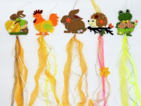 Velykų dekoracija Veltinio Pakabukai, formų mix  - ežys, varlė, kiškis, gaidys, ilgis 68 cm