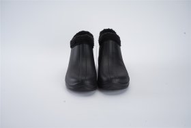 Pašiltinti kaliošai HERVIN 9017-B, juodos spalvos, 40 dydis