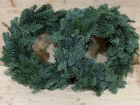 Kėnio šakų vainikas Abies Nobilis, skersmuo 25 cm