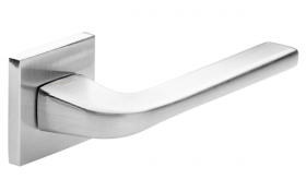 Durų rankena INOVO Delta 999 Slim, mat. chromo sp., kvadratas