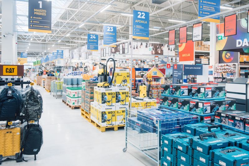 Duris atvėrusių „MOKI VEŽI“ pirkėjų krepšelyje – sodo, remonto ir namų apdailos prekės