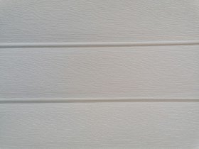 PVC klijuojama sienų danga WAKSLINE Hm30-01, sp. balta medžio lenta, 700x700x6 mm