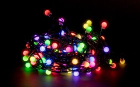 Šviečianti girlianda SUNLUX VV10, 100 LED, 10 m., įvairiaspalvė, užuolaidos dizaino, IP44, tinka naudoti lauke, 6B 100LB-1