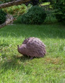 Sodo dekoracija metalinis EŽYS, plotis 360 mm., aukštis 215 mm.