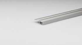 Aliumininė grindų juostelė ARCANSAS 027Cx1/90, 900 x 30 mm, reguliuojamas aukštis 6-10 mm, anoduota, sidabro spalvos, satinas