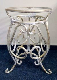 Metalinis stovas gėlėms Dastal, 10-1156B (1-os vietos), baltos su auksu sp., 420 X 280 mm.