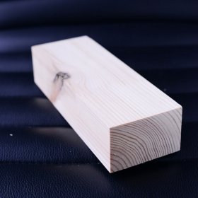 Tašelis obliuotas, matmenys 45 x 70 x 2400 mm, pušis, A klasė