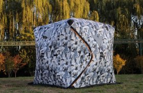 Palapinė, tinkama 2 asmenims, su dviem langais, vienomis durimis, poliesteris, spl. kamufliažas, matmenys 1500x1500x1650mm, FT1818