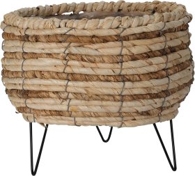 Kambarinis pintas vazonas ant kojelių, iš kukuruzų lapų, išmatavimai 25 x 15/22 cm.