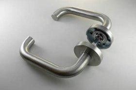 Rankena MP, MRO-41-50, skandinaviškas standartas, nerūdijantis plienas, tinka su MUZ-50 durų apyraktėmis