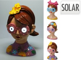 Sodo dekoracija Mergina, įvairių sp., 3 skirtingų dizainų, 23 x 22 x 38 cm.