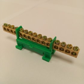 Kontaktinė kaladėlė SHCET, DIN 15 polių, žalios spalvos, 01979