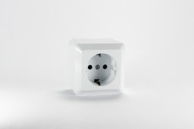 Kištukinis lizdas TOPE Alba, 1 vietos, su įž., 16A 250V, baltos sp.