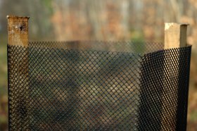 Apsauga medeliams nuo graužikų ir vėjo NORTENE TR16, aukštis 120cm, akis 2x2 mm, 90 g/m, skersmuo 160 mm, juodos spalvos