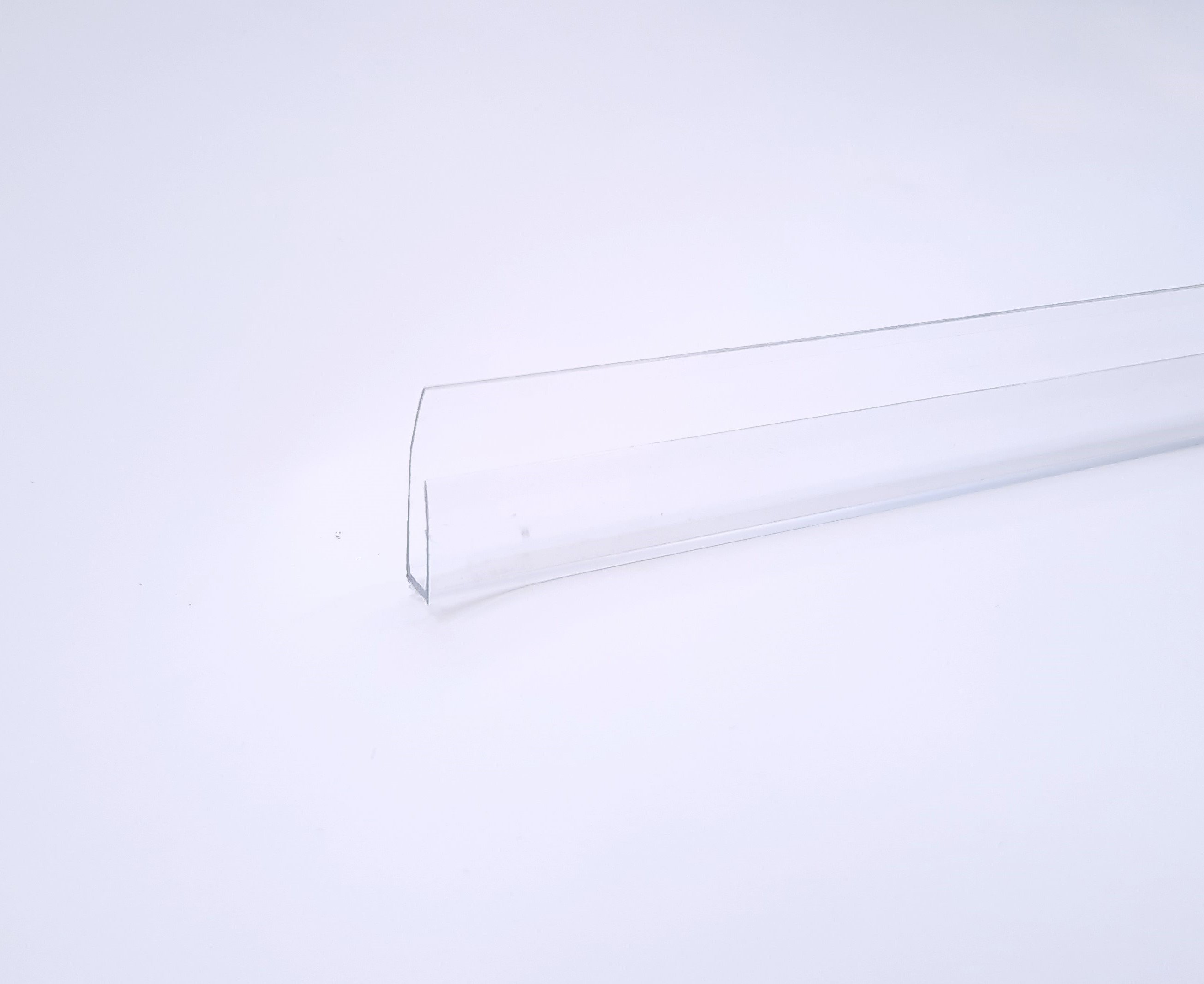 UžbaigimoprofilisU,polikarbonatoplokštėms,matmenys8mm,2,1m,skaidrus