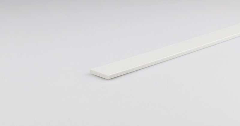 PVC kampinis profilis ARCANSAS 159C, 2000 x 25 x 5 mm, baltas, blizgus