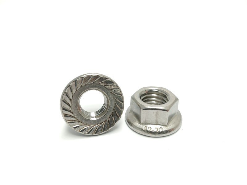 Veržlės su įpresuota poveržle PROFIX, ISO4161/DIN6923, M5, nerūd. plienas, 20 vnt.