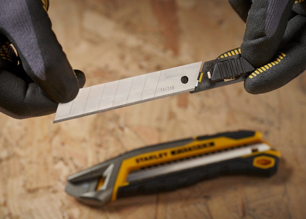 Nulaužiamos geležtės peiliui STANLEY Fatmax, 18 mm, 5 vnt. (0-11-718)