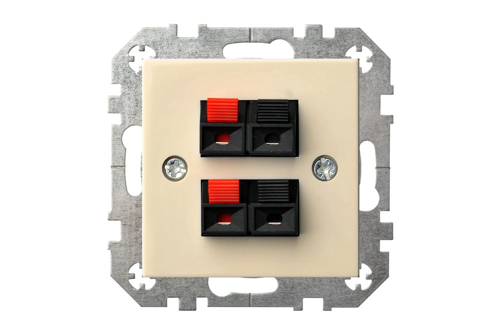 Garsiakalbių lizdas LIREGUS Epsilon, 2 vietų, prispaudžiamas, smėlio sp., IGL-4-01.E/S