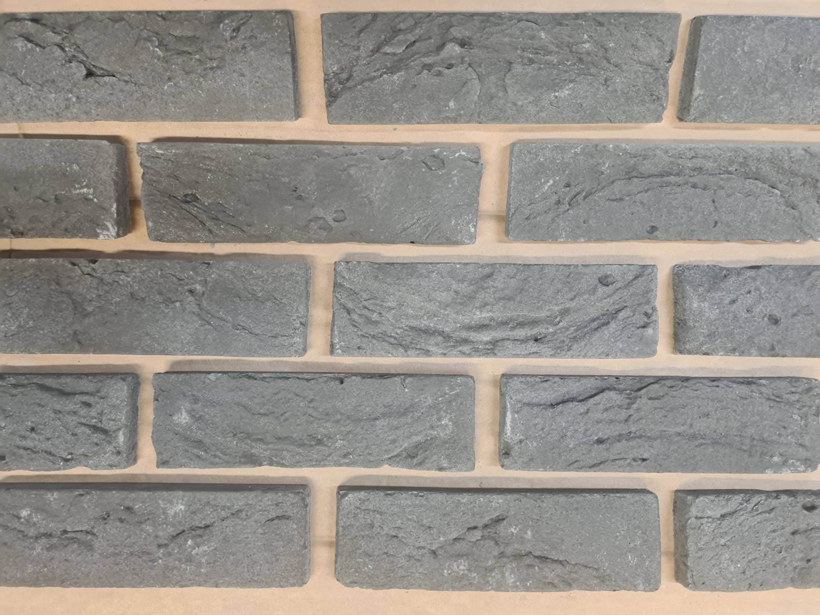 Fasadinės plytelės HANDMADE, 205 x 63 x 17 mm, 50 vnt./dėž. ,pilkos spalvos, Lietuva. Išeiga vnt./m2 prie 12 mm siūlės 65 vnt.