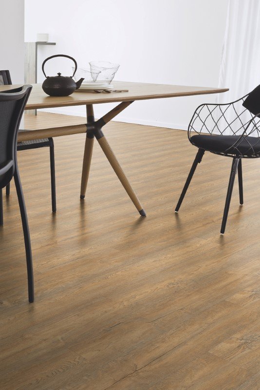 Laminuota grindų danga KAINDL MASTERFLOOR Standard 10.0 K2221, 1383 x 193 x 10 mm, 2,135 m2/dėž., AC5/33 klasė, V4, spl. ąžuolas "Woodstyle"