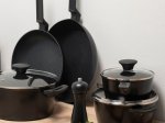 Keptuvė MAKU Deal, nelimpanti danga, juodos sp., skersmuo 24 cm