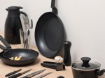 Keptuvė MAKU Deal, nelimpanti danga, juodos sp., skersmuo 28 cm