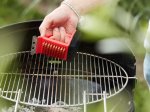 Griliaus valymo šepetys BARBECOOK, 3 IN 1, raudonos spalvos