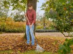 Vėduoklinis grėblys GARDENA PureLine, metalinis, reguliuojamas, plotis 30-50 cm, medinis kotas