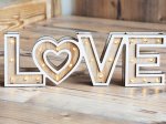 Stalinis nakties šviestuvas GLOBO Love, 24LED 0,06W 3V 3xAA elementai komplektacijoje, plastikas, medis, su jungikliu, 300 x 32 x 100 mm, 29976