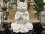 Sodo dekoracija BUDDHA KATINAS, 3 skirtingų dizainų, 29 x 20 x 40 cm.