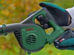 Akumuliatorinis lapų pūstuvas BOSCH Universal Leaf Blower 18V-130, 18 V, 2,5 Ah akumuliatorius, kroviklis