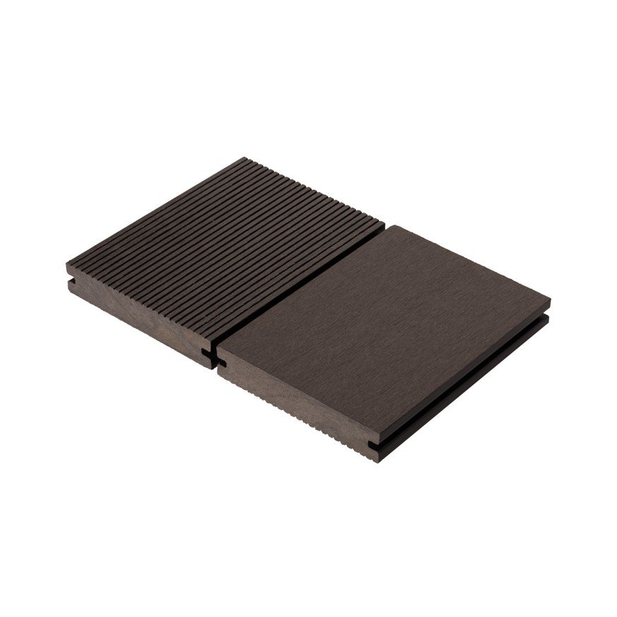 Terasinė lenta WOOMAX pilnavidurė, matmenys 25x135x5600mm, ruda, 1 lenta - 0,756 m2