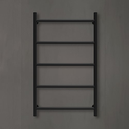 Rankšluosčių džiovintuvas-kopėtėlės WELLMER Trio, 800x500mm, 5 skers., pajungimas 470 mm, AISI 316 nerūd. plienas, juoda sp., 31975J