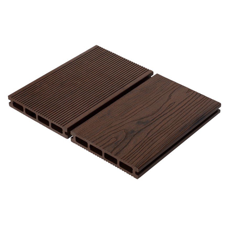 Terasinė lenta WOOMAX, matmenys 25x150x5600mm, ruda, su 3D medžio raštu, 1 lenta - 0,84 m2
