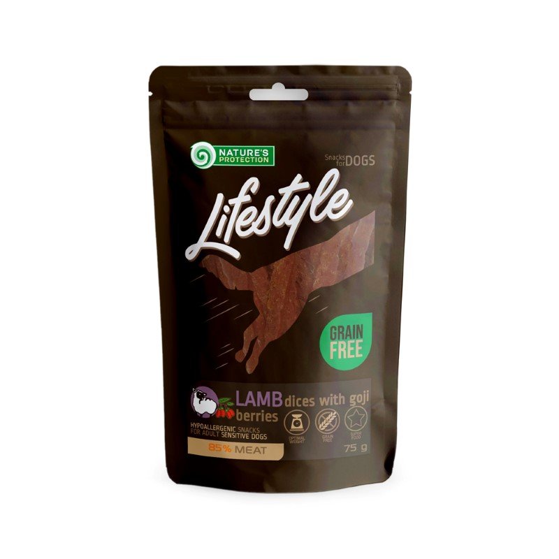 Skanėstas šunims NATURE'S PROTECTION LIFESTYLE, minkšti ėrienos gabaliukai, su goji uogomis, 75g