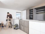Sauso-šlapio siurbimo dulkių siurblys KARCHER NT 22/1 Ap Te, *EU, profesionalus, 22 litrų talpa, filtras, galingumas 1300 W, 6 m ilgio elektros laidas, 1.9 m ilgio žarna, 1.378-610.0