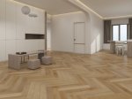 Vinilinė grindų danga APEX Herringbone En82133-29 Roma, 625 x 125 x 6 mm, 2,030 m2/dėž., 33 klasė, V4, su integruotu 1mm IXPE paklotu, ąžuolo spl.