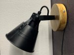 Kryptinis šviestuvas GLOBO Gunther, E27, 1 x 60W, 230V, juodos, aukso sp., 140x180x170 mm