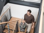 Sauso-šlapio siurbimo dulkių siurblys KARCHER NT 22/1 Ap Te, *EU, profesionalus, 22 litrų talpa, filtras, galingumas 1300 W, 6 m ilgio elektros laidas, 1.9 m ilgio žarna, 1.378-610.0
