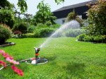 Purkštuvas GARDENA Premium, pilno ar dalies skritulio, su padėklu, laistomas plotas: 75 - 490 m²