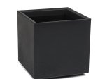 Plastikinis lauko vazonas 4LIVING Karo Beton, juodos sp., su įmontuojamais ratukais, 40 x 40 x 40 cm.