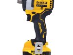 Akumuliatorinis smūginis veržliasukis DEWALT DCF901P1, 12 V, 1/2 " griebtuvas