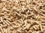 Medienos pjuvenų granulės, sertifikuotos, 6mm, 15 kg, drėgnumas < 10%, peleningumas < 0,7, kaloringumas 16,5-19 MJ/kg-19 MJ/kg